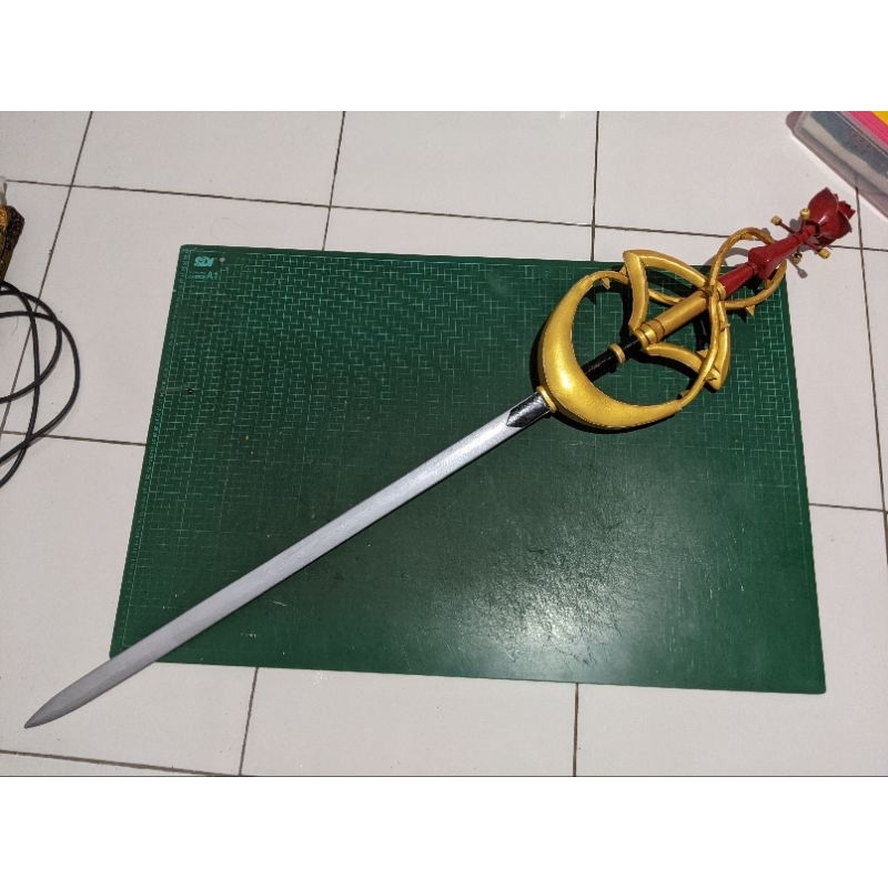 [Pre Order] Replika Rapier - Anna Schneider, Takt Op, properti cosplay bahan dari kayu