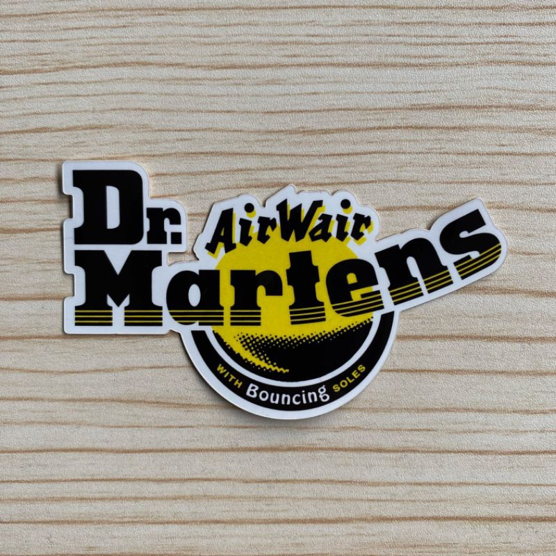 

Sticker Dr. Martens - Stiker Aesthetic Laptop Tumblr Helm Motor