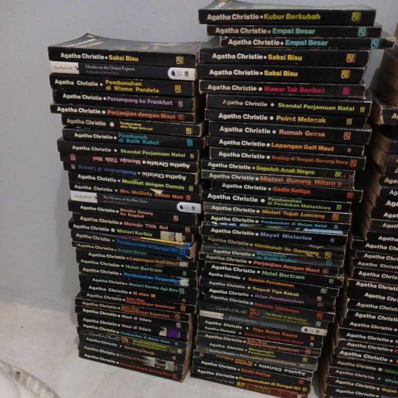 NOVEL AGATHA CHRISTIE. BEKAS. ORIGINAL.