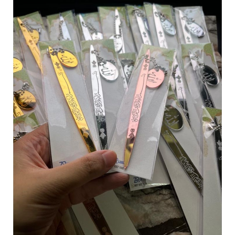 

Penunjuk Qur'an tadarus / oleh oleh haji / Souvenir akrilik