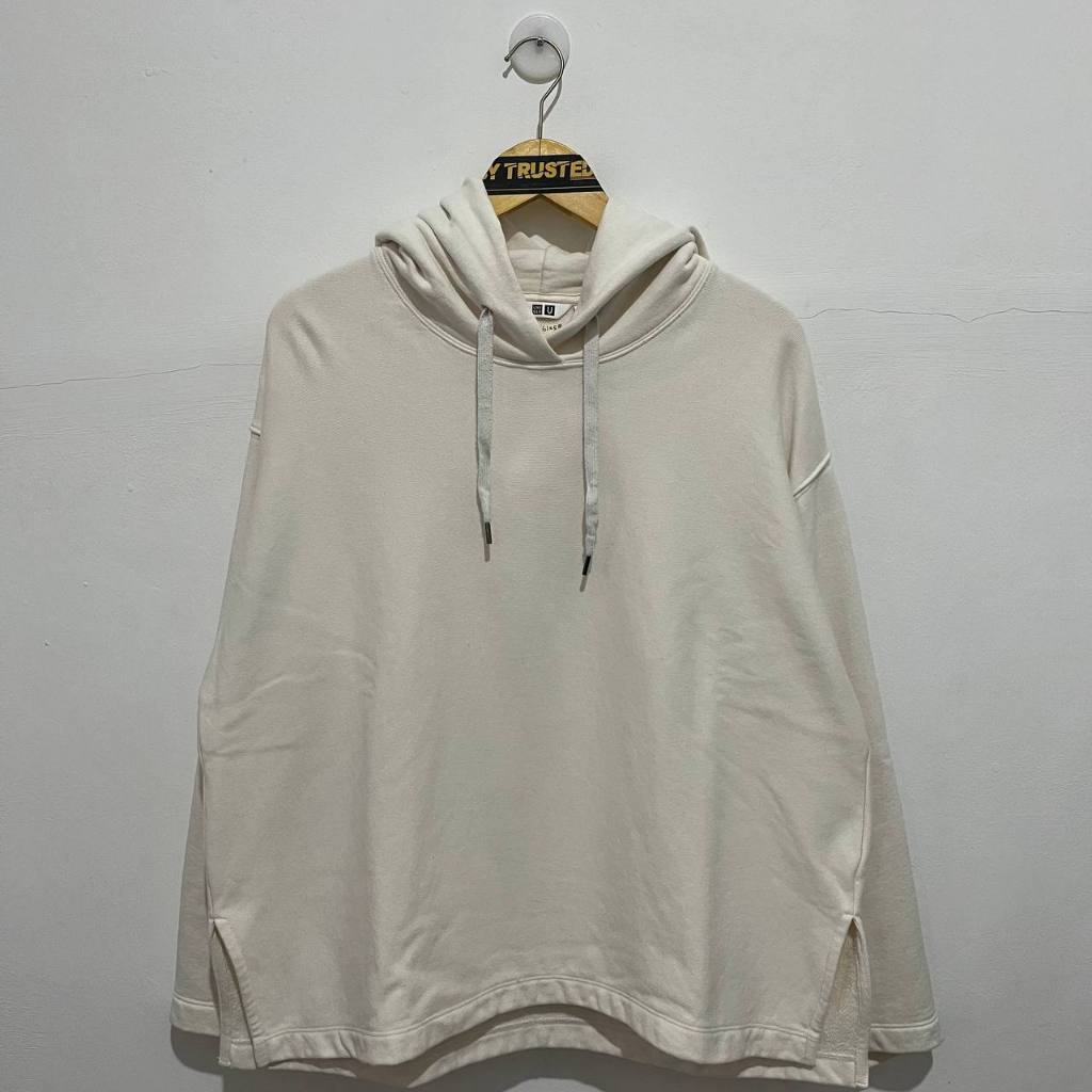 Hoodie UNIQLO Boxi Krem Cream Polos  - Hoodie Uniqlo Oversize Krem Cream Polos - [SIZE L]