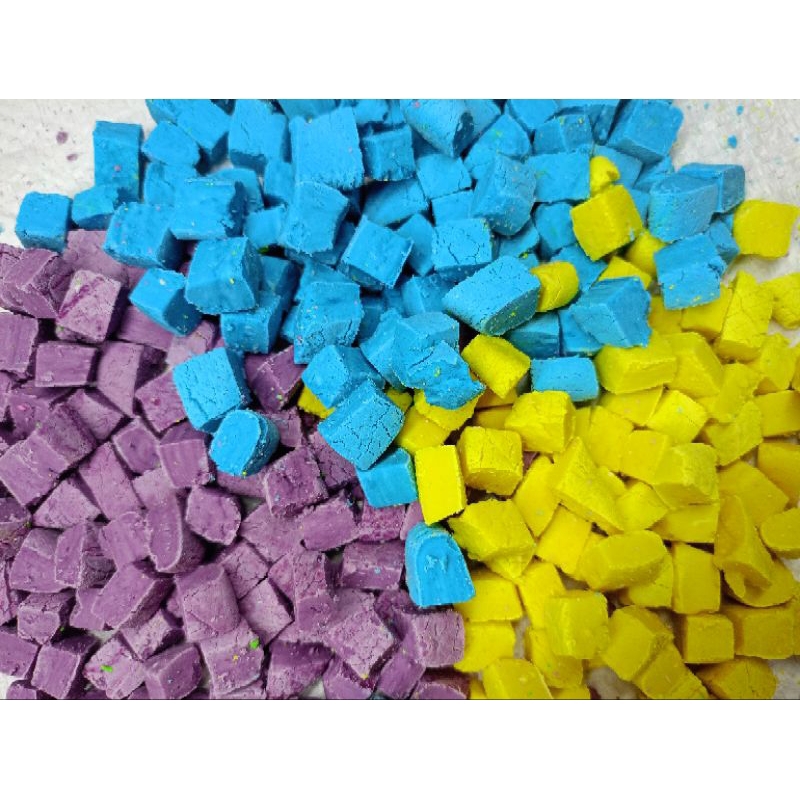 

pacar cina 3 warna biru ungu kuning pacar cina berat 1kg bahan kolak