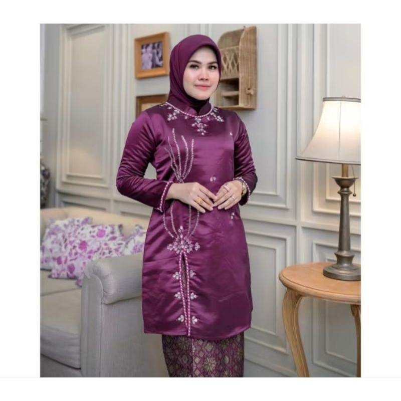 Natalia-baju kurung melayu model belah pinggir/baju kurung malaysia motif payet/baju kurung