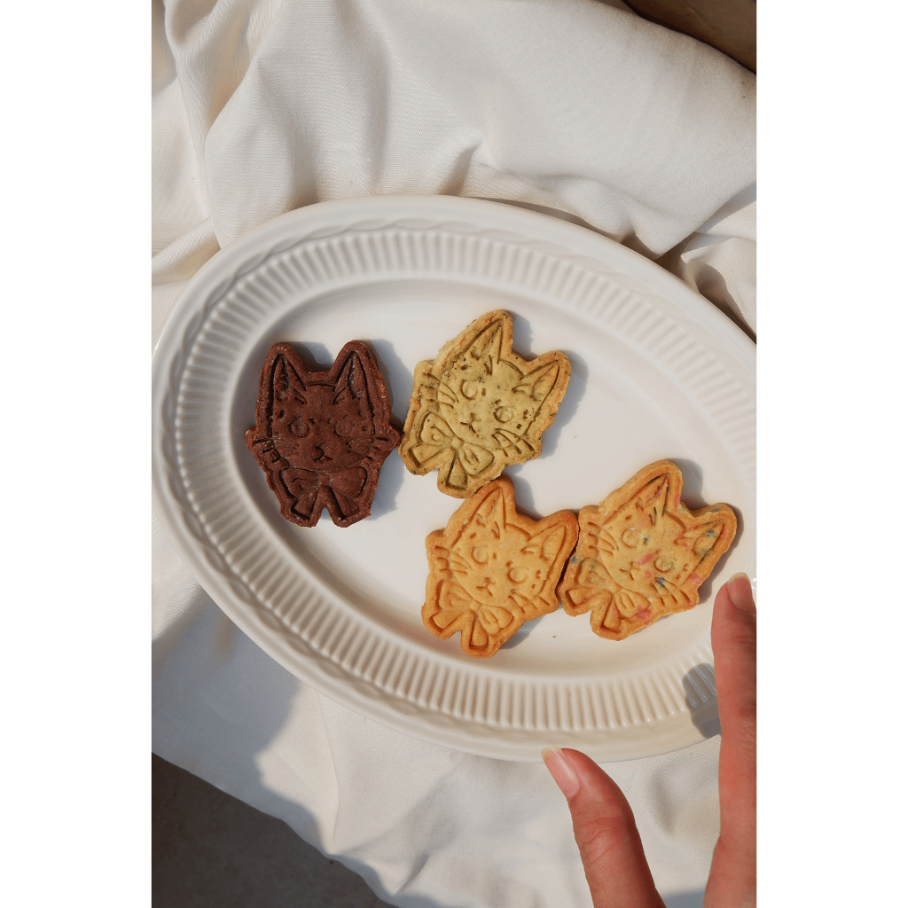 

Cato Butter Cookies - 'Cato Treats' @ 2pcs (Birthday Paw-Ty, Oolong Osmanthus, Hot Cocoa, Miso)