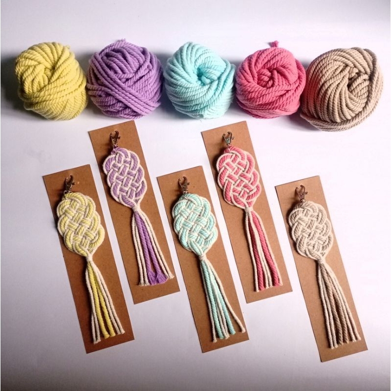Woicraft [ MITSUAMI KEYCHAIN ] Gantungan Tas Macrame | Souvenir Pernikahan Unik