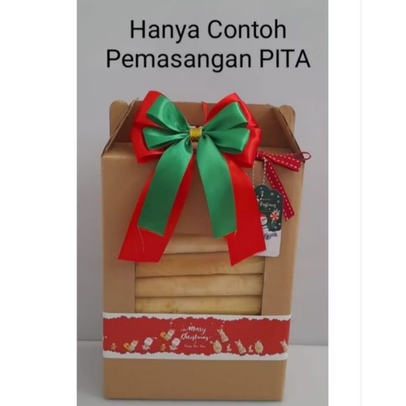 

PITA NATAL HAMPERS SIAP PAKAI UK.12X14CM PITA SAJA TIDAK ADA HANGTAG
