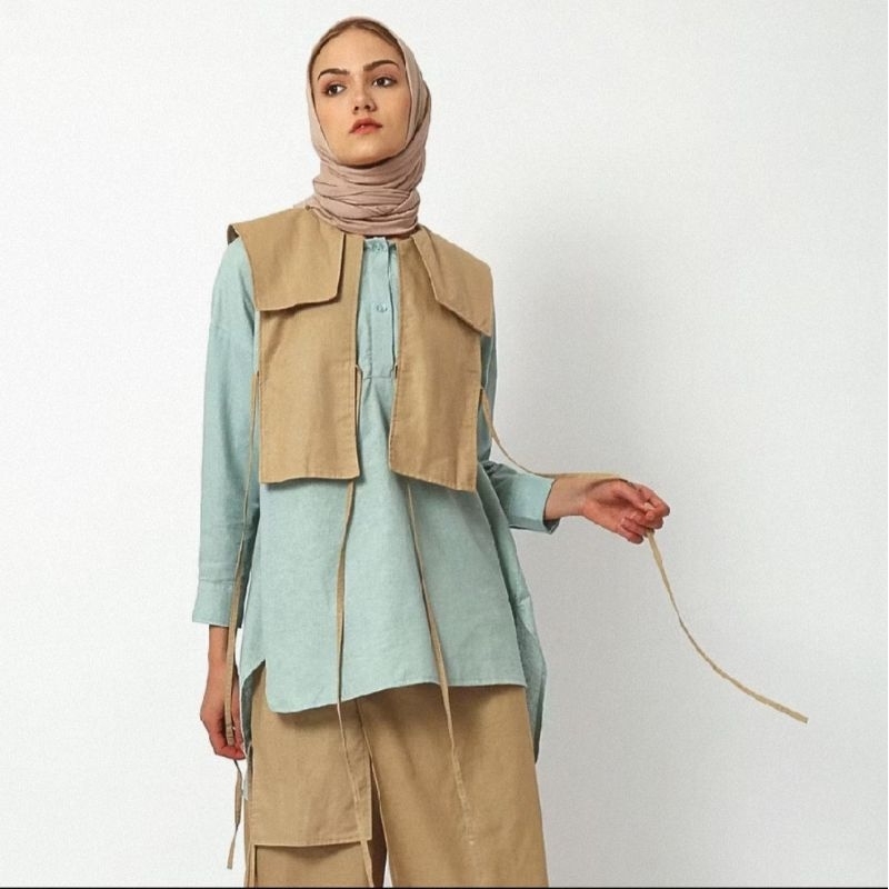 Dressupforfaith preloved "NIRA TUNIK MINT" Ria Miranda, Benang Jarum, Nadjani, KAMI, Jamilah, jenna 