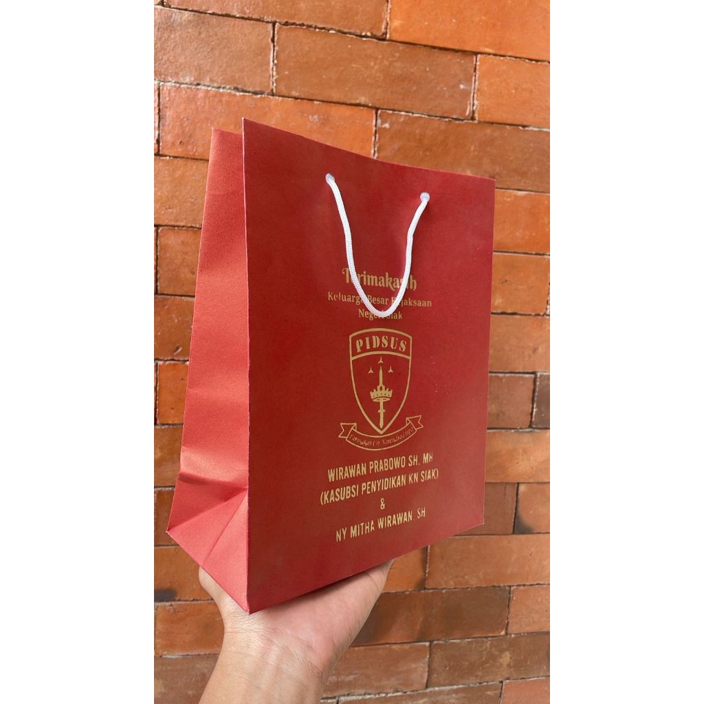 

Paperbag maron 20x10x25 / paperbag pernikahan dan kado