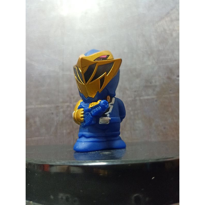 Figure Vinyl Finger Doll Super Sentai Character Kishiryu Sentai Ryusoulger Gold Chibi