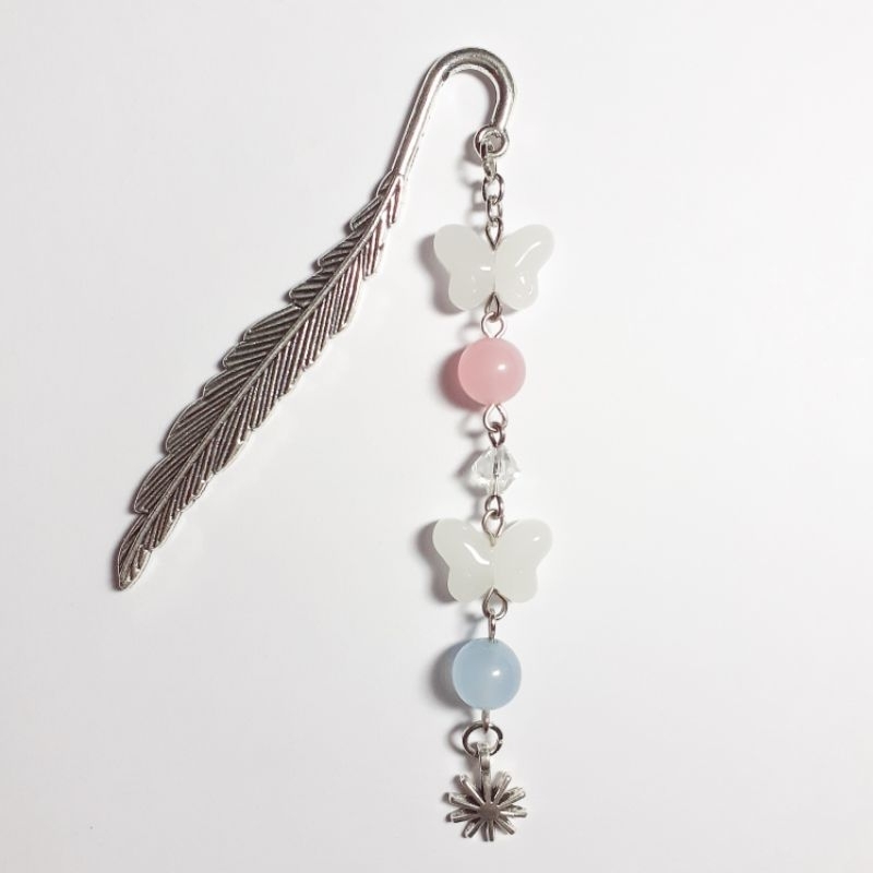 

Mini Bookmark "Pieris" | Pembatas Buku Manik Rantai Charm Kupu