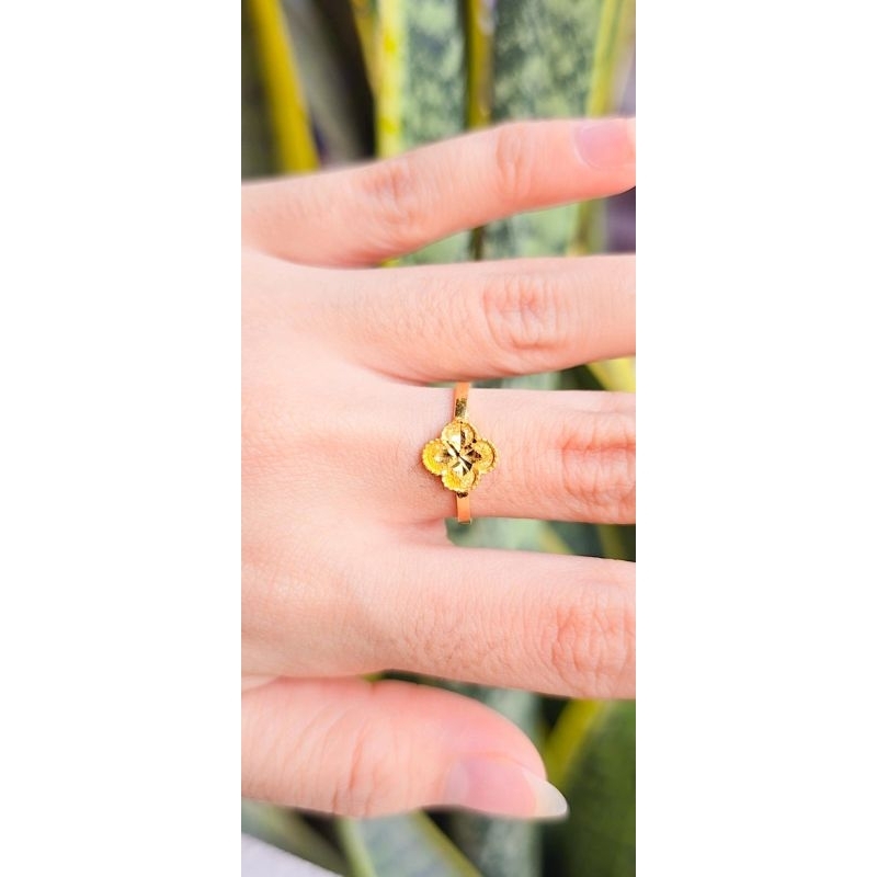 cincin bunga clover emas 99