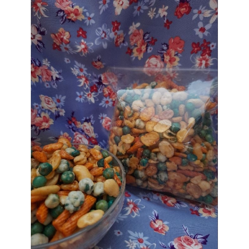 

kacang koro campur(250gr)