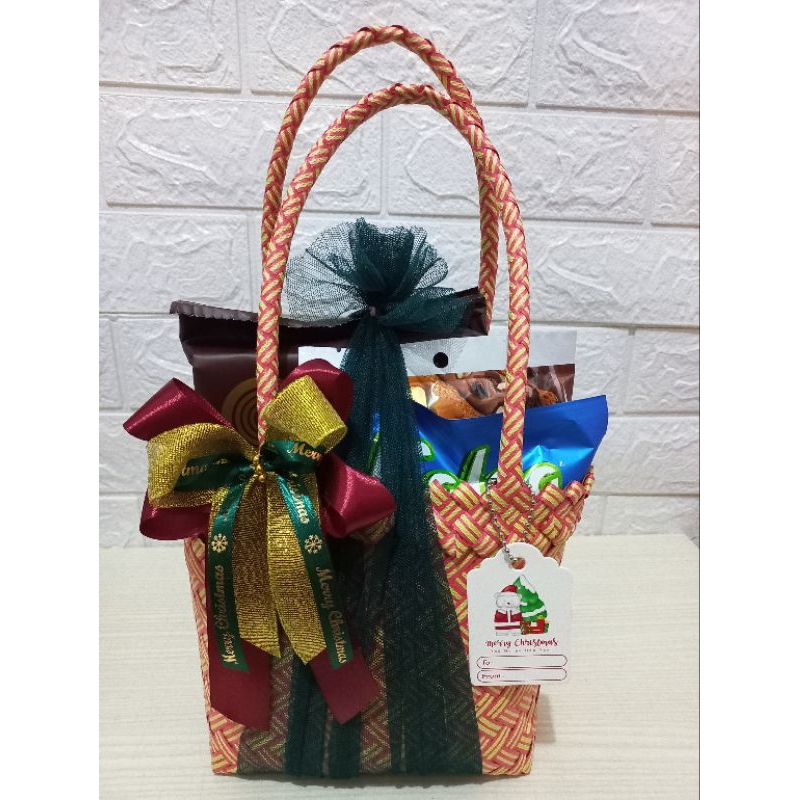 

Mini Parcel CNY | Paket Snack Hampers Imlek / Natal (Natal 1)