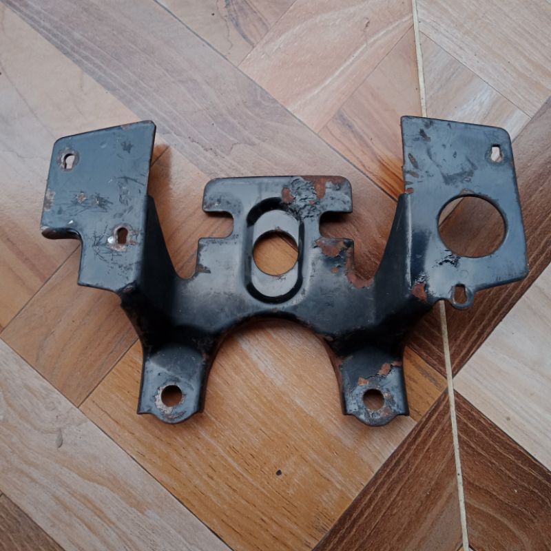 bracket speedometer dudukan spedo original Yamaha yt115 YT 115 L2 super DT 100 x