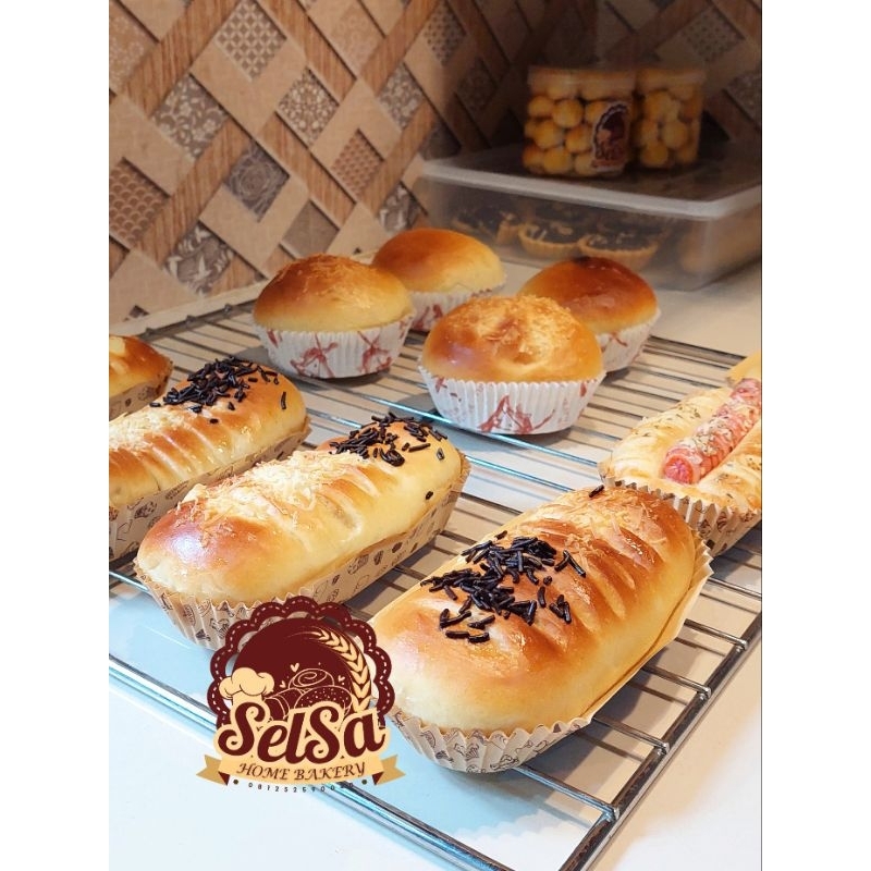 

Roti Pisang Coklat Keju by SelSa Home Bakery