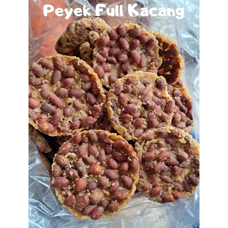 

Peyek Full Kacang