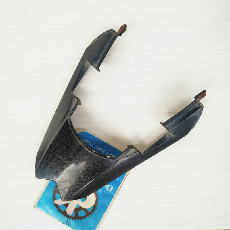cover tail sambung cover body belakang tvs dazz original second