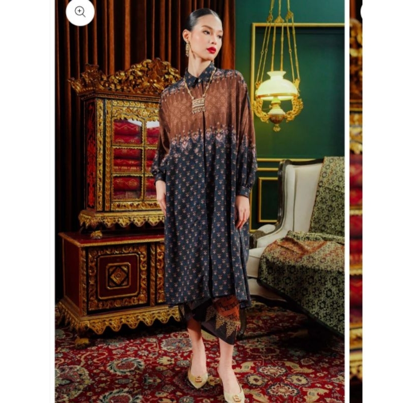 BENANG JARUM-Benang Pelangi Masayu Tunic Navy Allsize