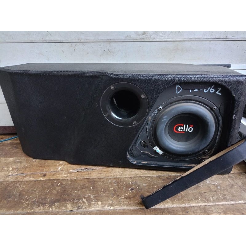 Subwoofer aktif CELLO OEM buat PAJERO old Lengkap Monoblock bekas Original