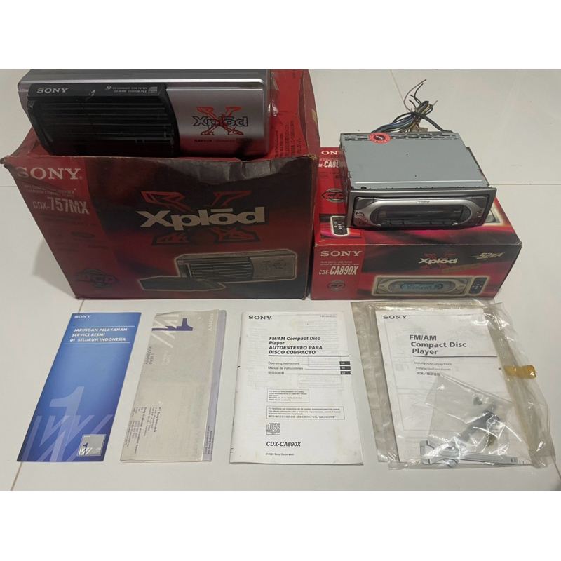 SONY XPLOD CDX CA890X SINGLE DIN + CDX 757MX