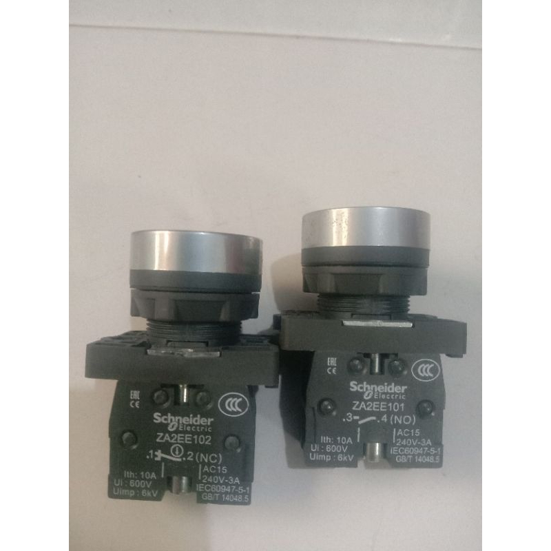 Push button Schneider