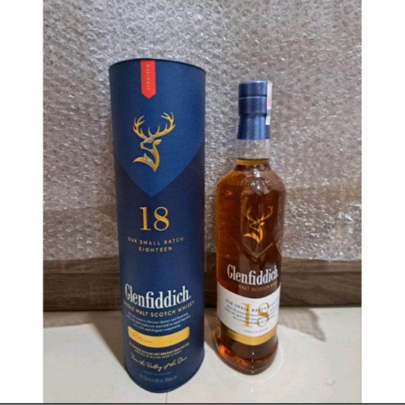 

ready 18 ( chat admin kirim barang yg mau di pesan )