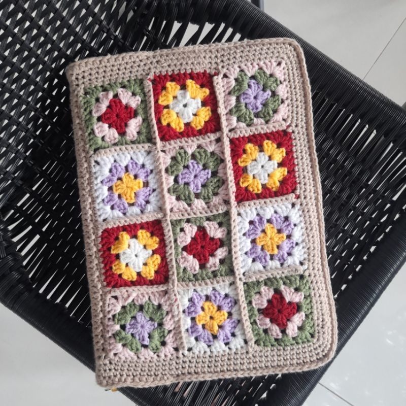 

book/quran cover crochet