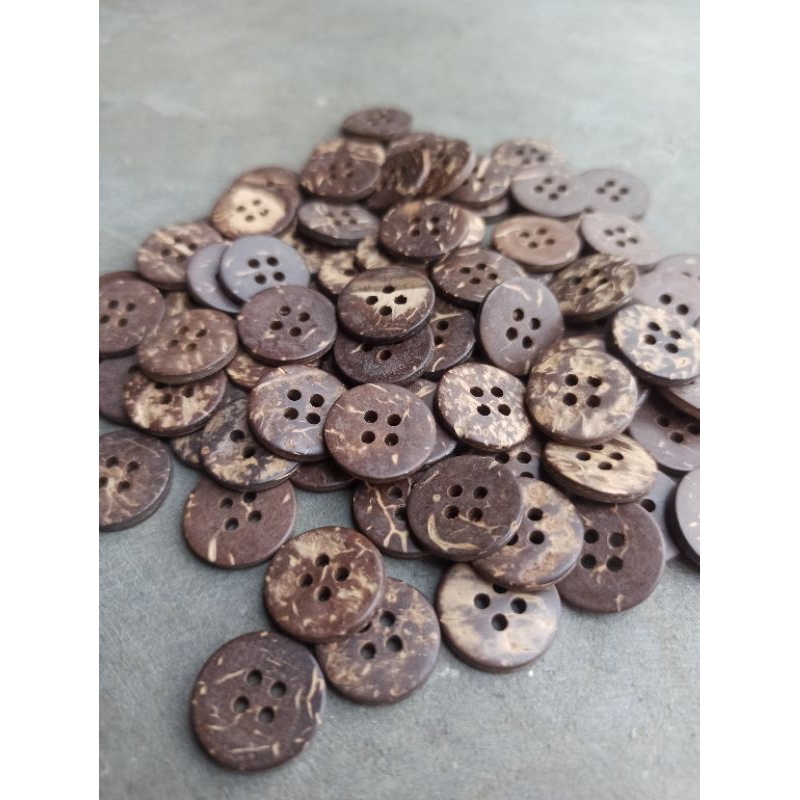 Kancing Batok Kelapa 15 mm/1,5 cm/ 24 L Kancing Baju  Per 1 gross
