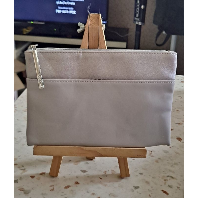 pouch Lancome