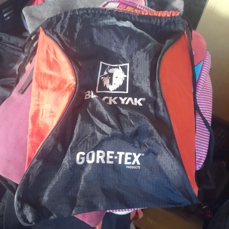 Tas Serut oren hitam
