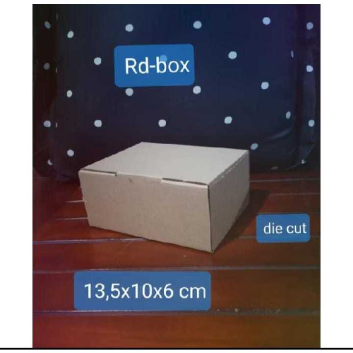 

kardus/karton/box 13,5x10x6 cm box model pizza die cut box aksesories,souvenir dan lainnya