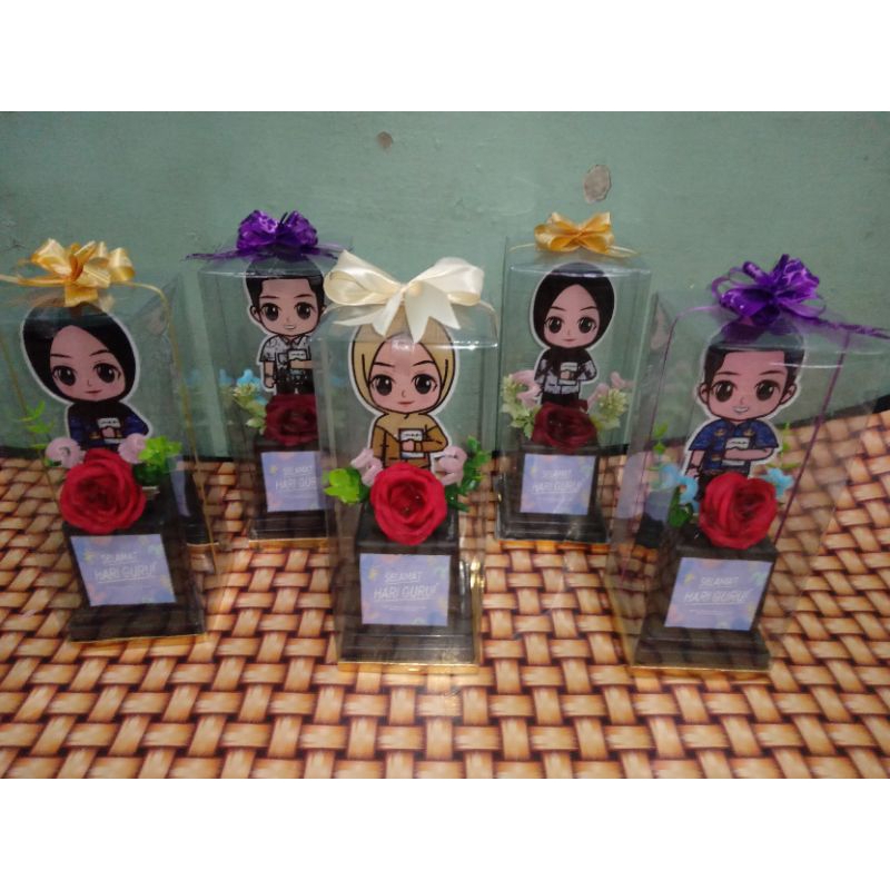 piala akrilik guru//kado hari guru murah