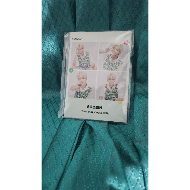 

Postcard TXT x Kundal - Blossom Your Scents