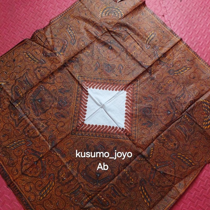 Udeng Batik Print Adat Jawa Segi Empat