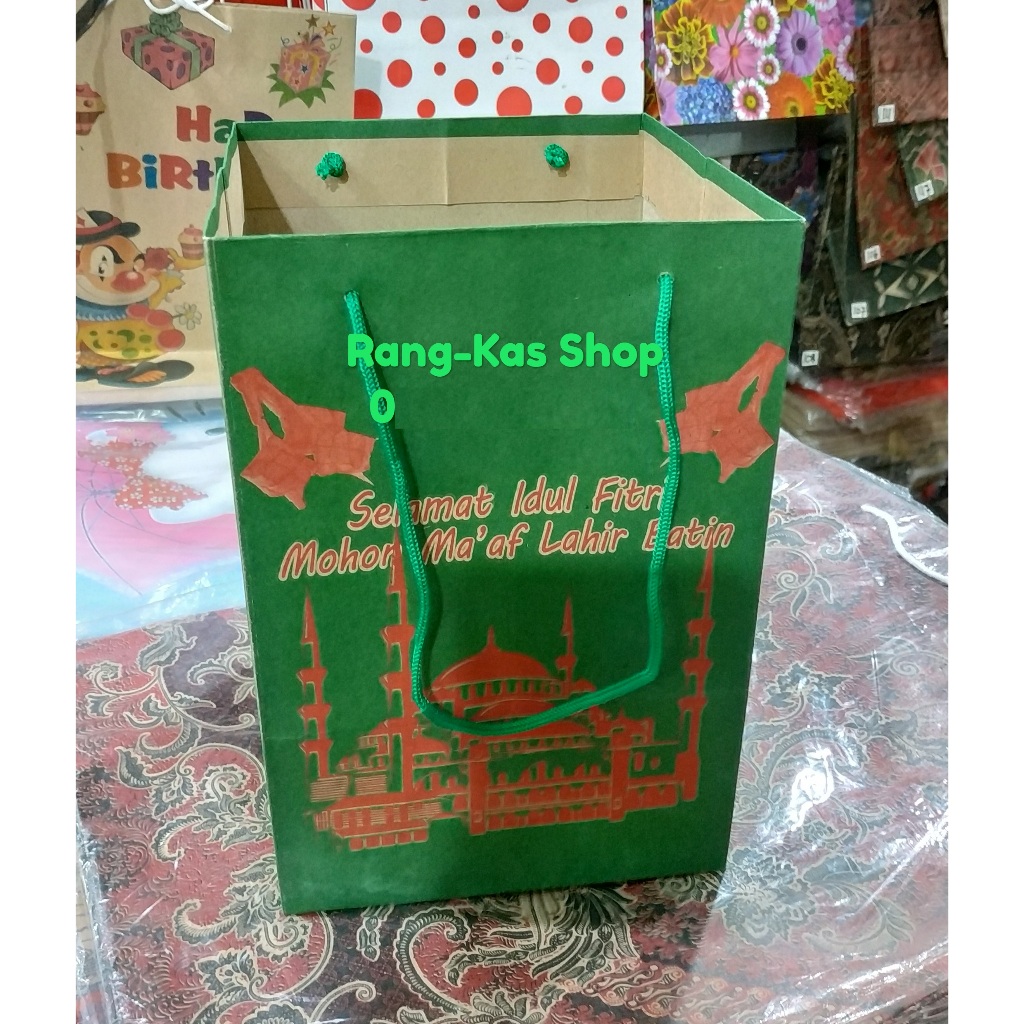 

Paper bag Lebaran Idul Fitri Small samson doff isi 12pcs