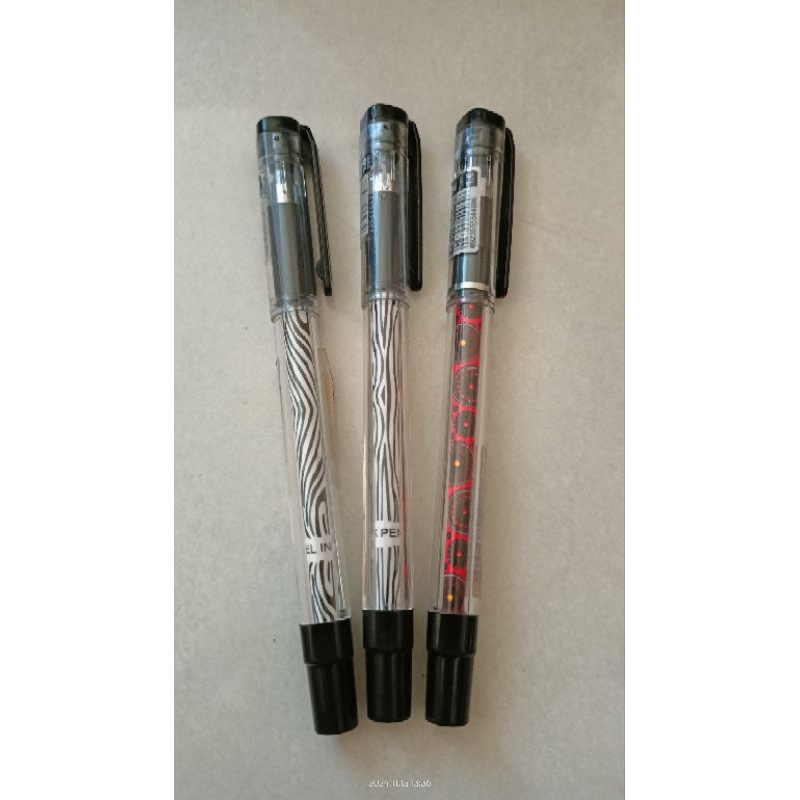 

PULPEN GEL HITAM TIZO TZ-33404