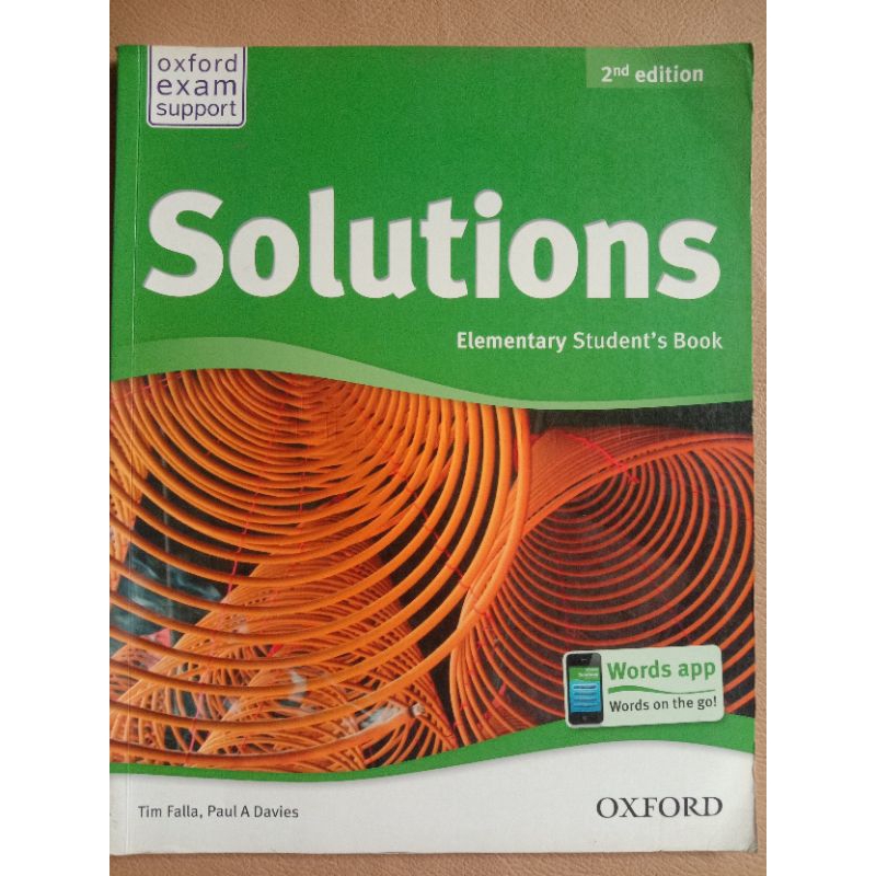 Buku Impor Solutions Elementary  Student's Book