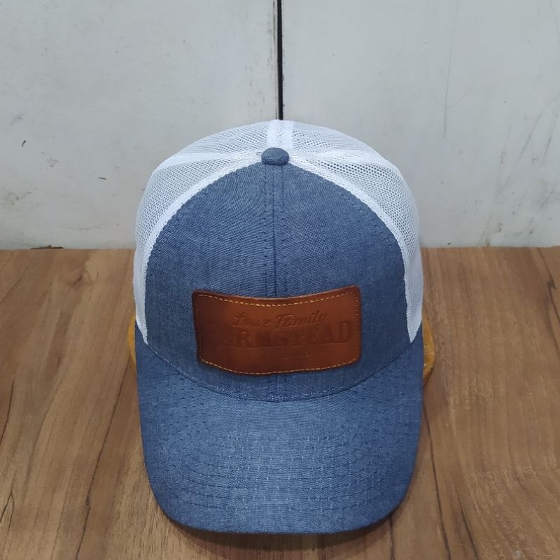 Topi tracker ajd original