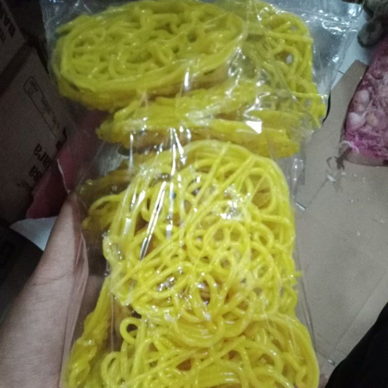 

kerupuk_mie_kuning