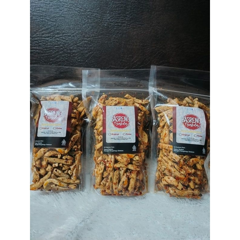 

Cemilan Basreng Pedas Chili Oil