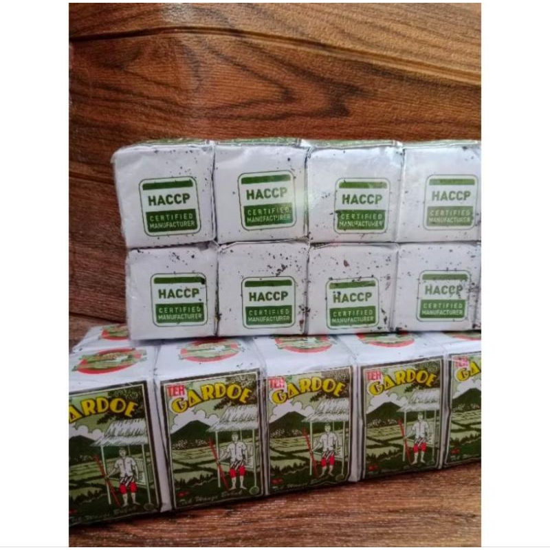 

1 SLOP TEH GARDOE HIJAU TEH TUBRUK GARDOE IJO ISI 10 PCS