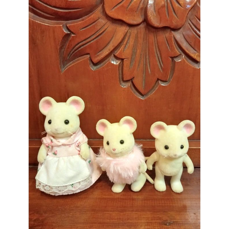 paketan sylvanian figur PL