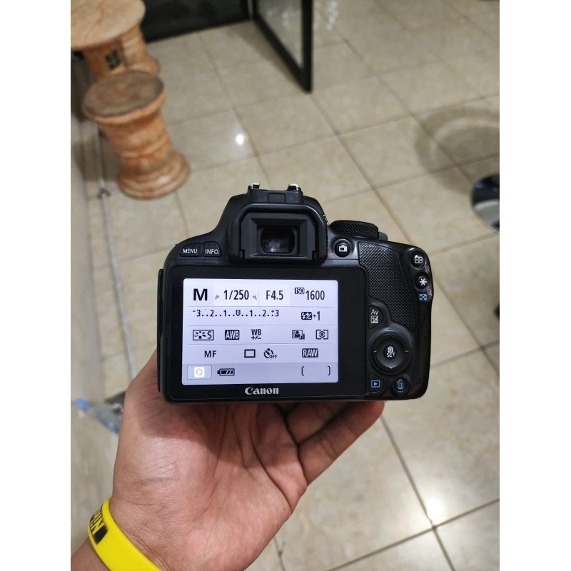 CANON EOS 100D BUKAN CANON 1200D 1300D 3000D 4000D 8000D