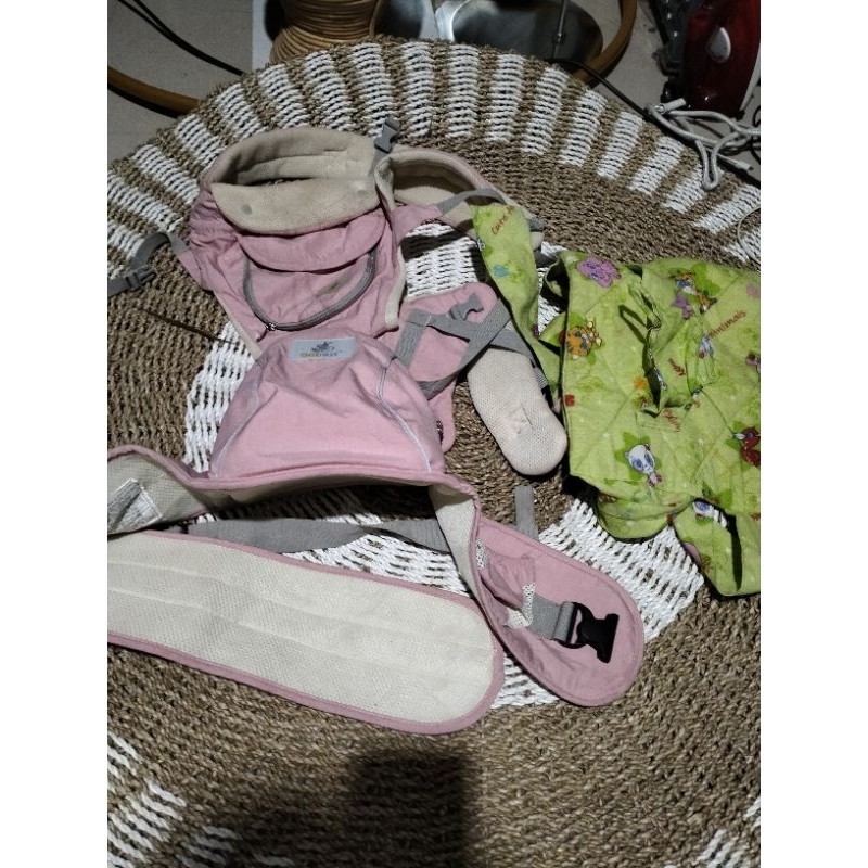 PRELOVED GENDONGAN DEPAN BAYI