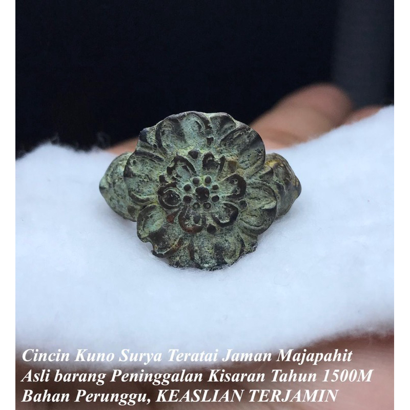 Cincin Kuno Asli Peninggalan Jaman Majapahit 1500M Asli Bunga Teratai