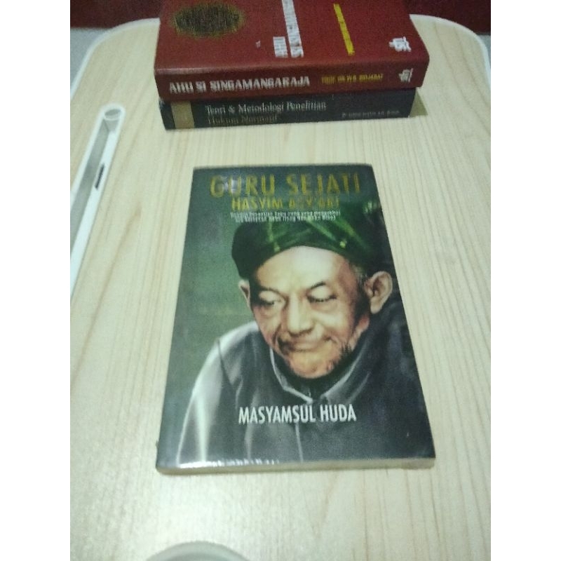 buku original - guru sejati Hasyim Asyari oleh masyamsul