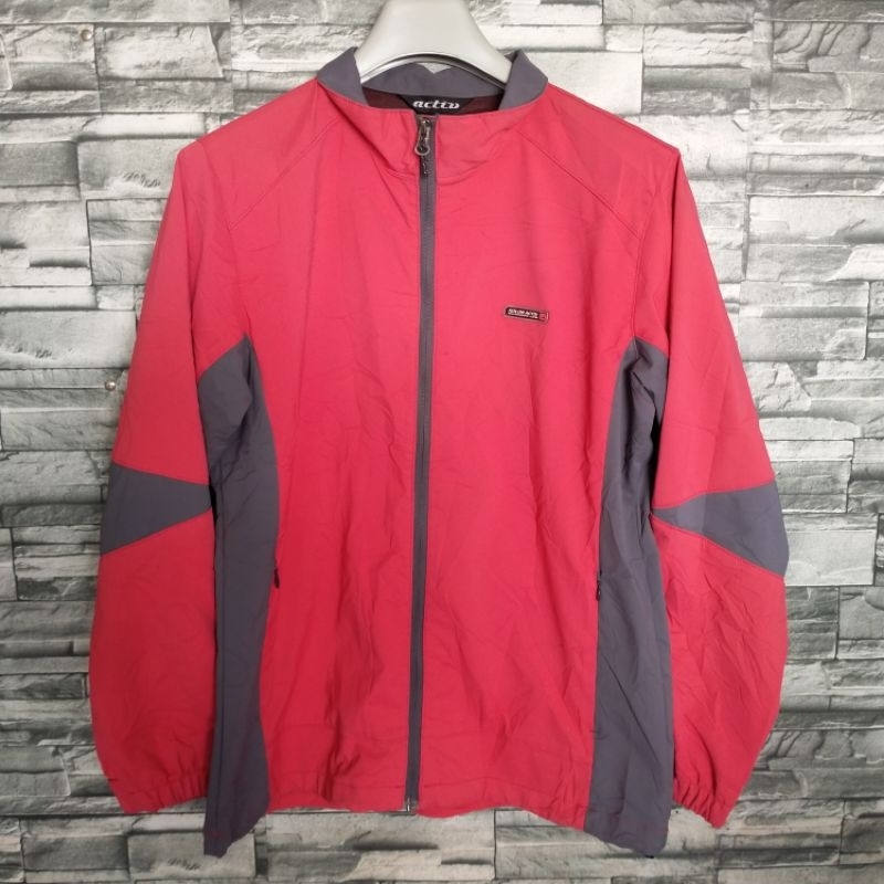 Jaket gunung, jaket outdoor ACTIV second