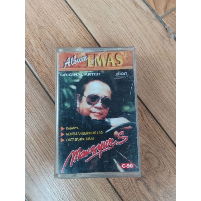 kaset pita MANSYUR S"album emas"