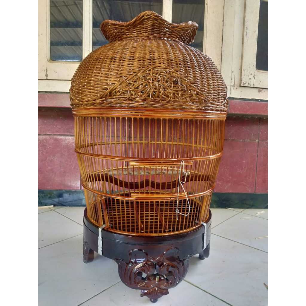 SANGKAR PERKUTUT ANYAMAN ROTAN KOMBINASI KAYU UKIR ANYAMAN KRUWEL/SEMI KRUWEL FULL FINISHING