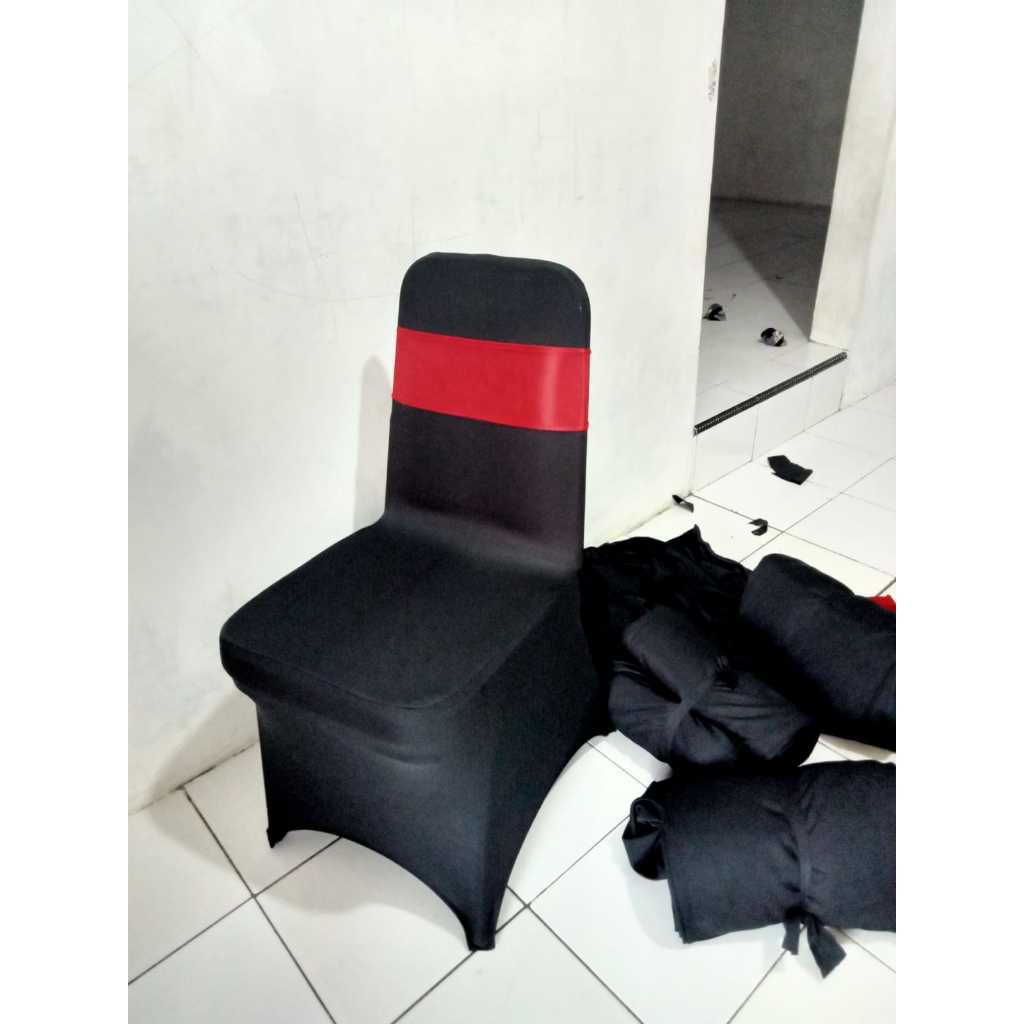 SARUNG KURSI FUTURA KETAT HITAM PITA MERAH - SARUNG KURSI FUTURA- SARUNG KURSI